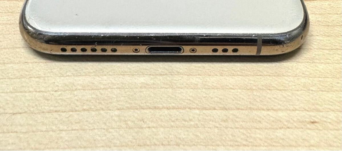 動作確認済み Apple iPhone 11 Pro MWC92J/A 256GB au 利用制限