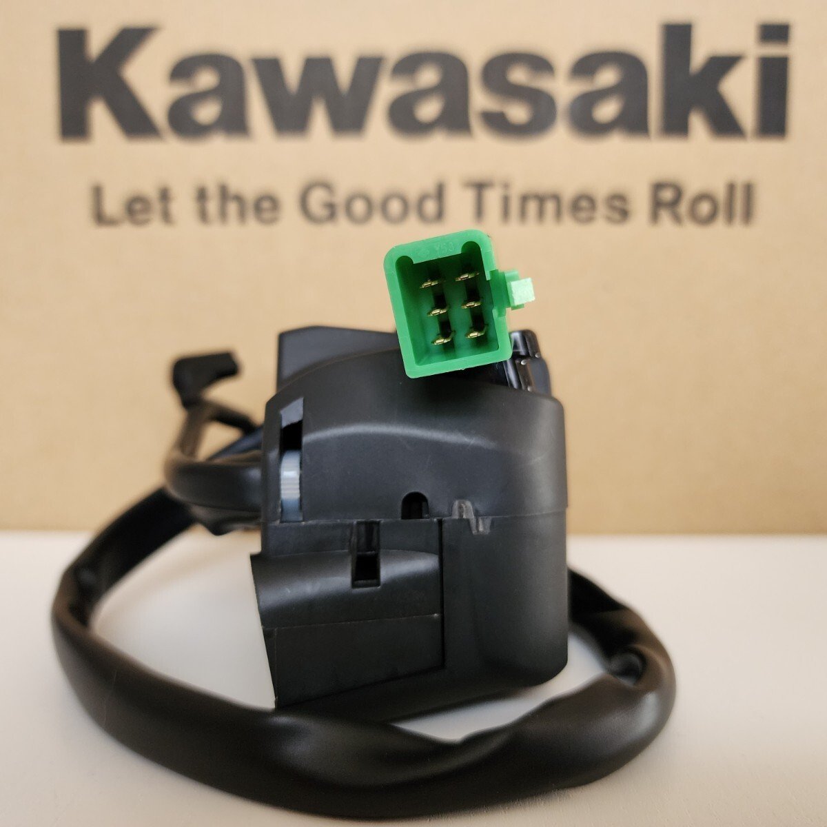 カワサキ純正 ゼファーΧ 純正右スイッチボックス ハンドルスイッチ 右