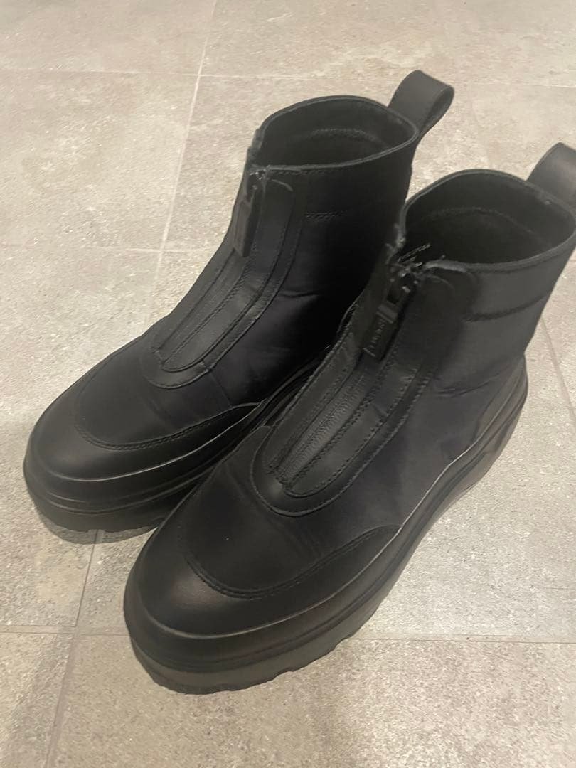 HUNTER エクスプローラー アンクル ジップ フラットフォームブーツ HUNTER】エクスプローラーアンクルジップフラットフォームブーツ